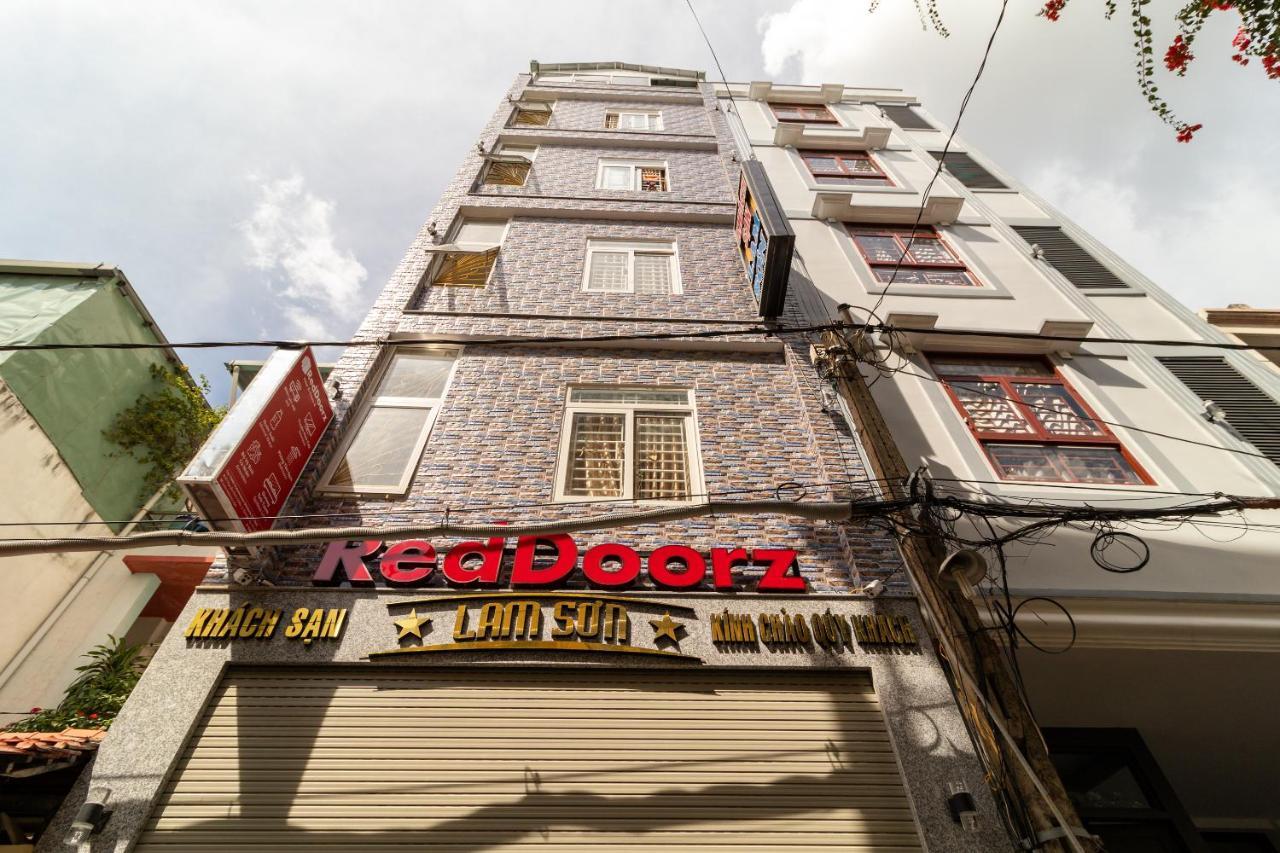 Hotel RedDoorz near ETown 4 Ho Chi Minh Zewnętrze zdjęcie