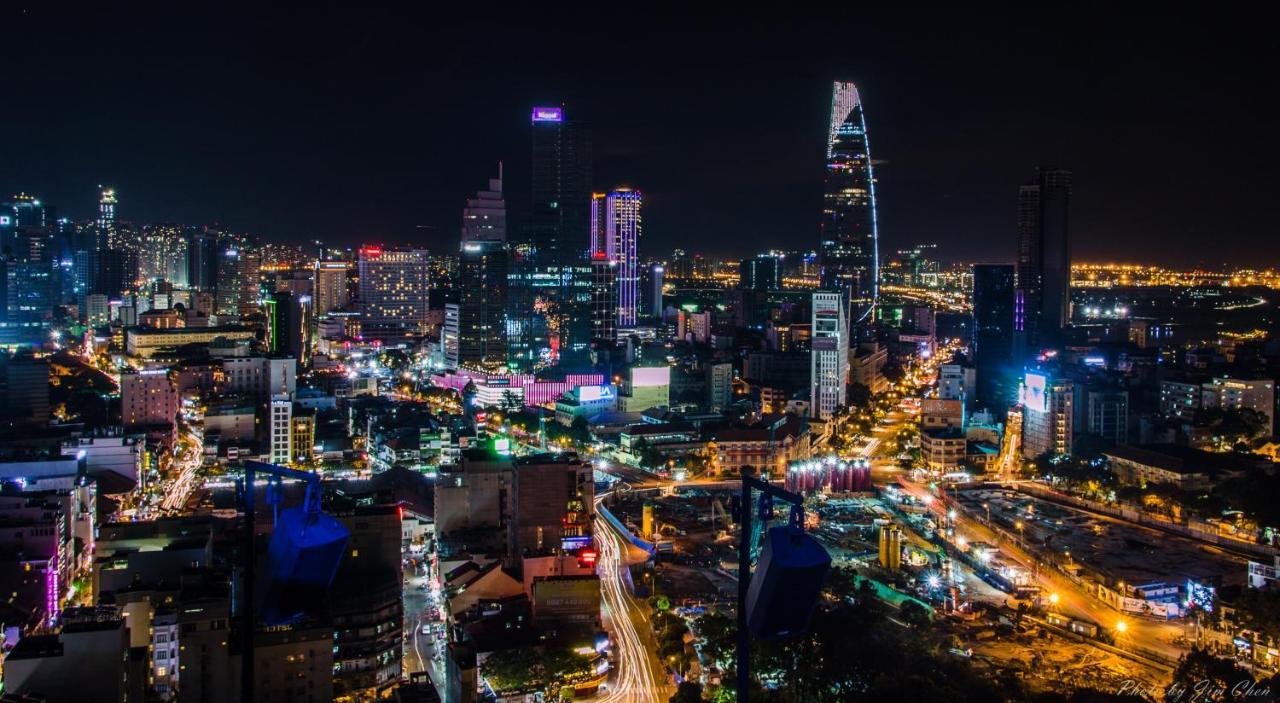 Hotel RedDoorz near ETown 4 Ho Chi Minh Zewnętrze zdjęcie